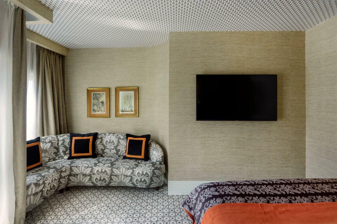 The First One Madrid Preciados (Adults Only) Hotel Eksteriør billede